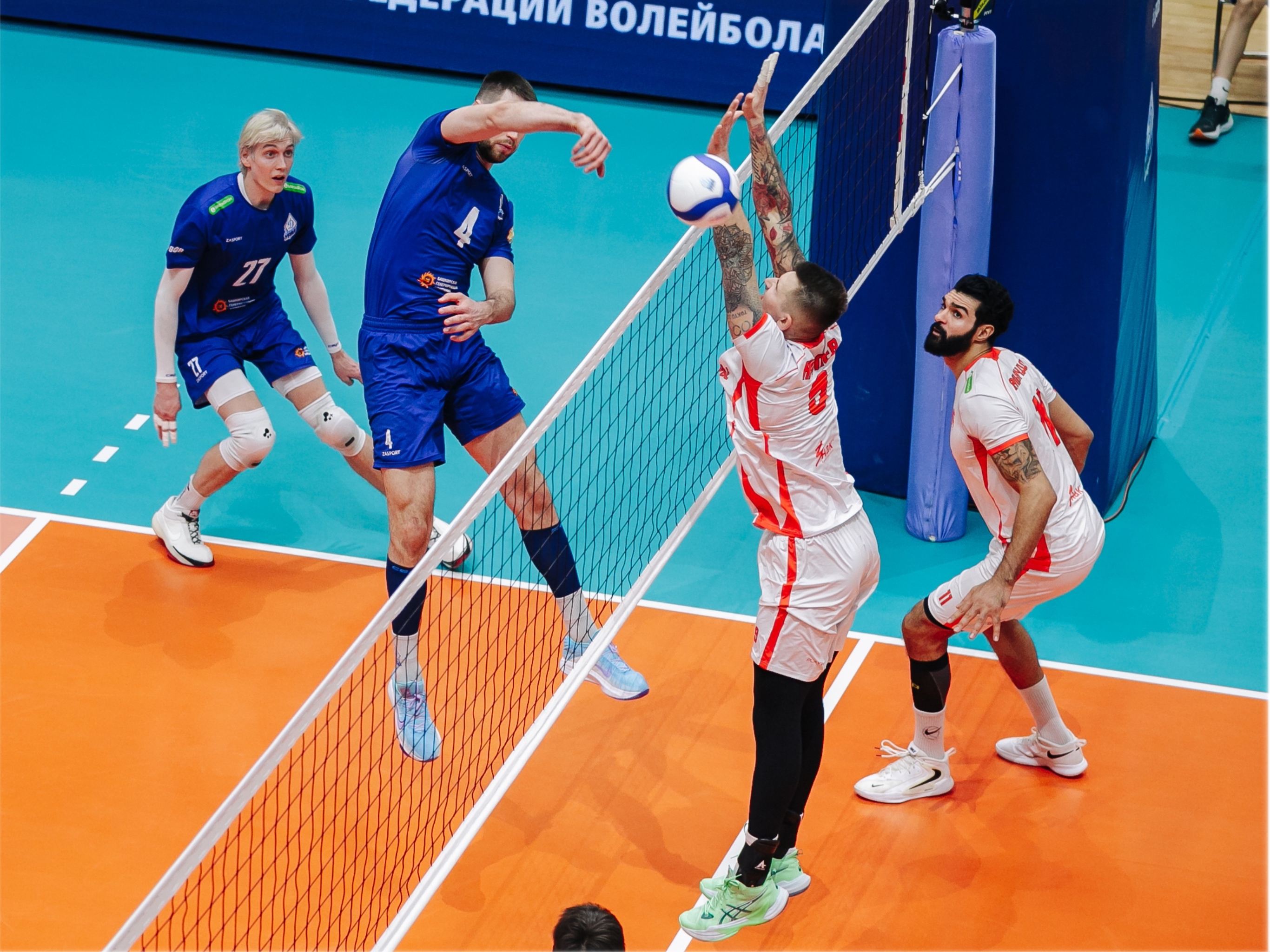 иван яковлев в Asics METARISE 2