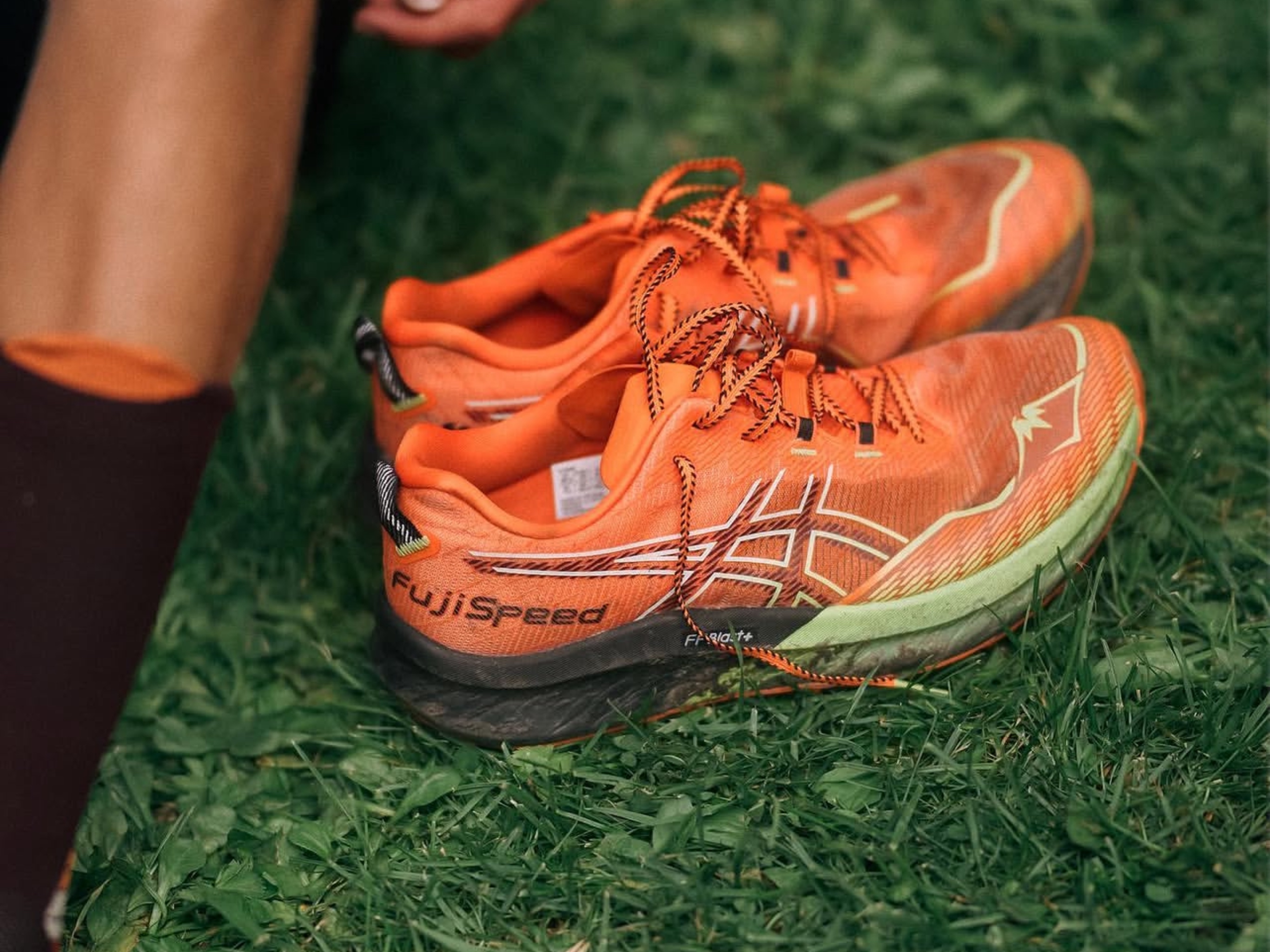 смена беговых кроссовок