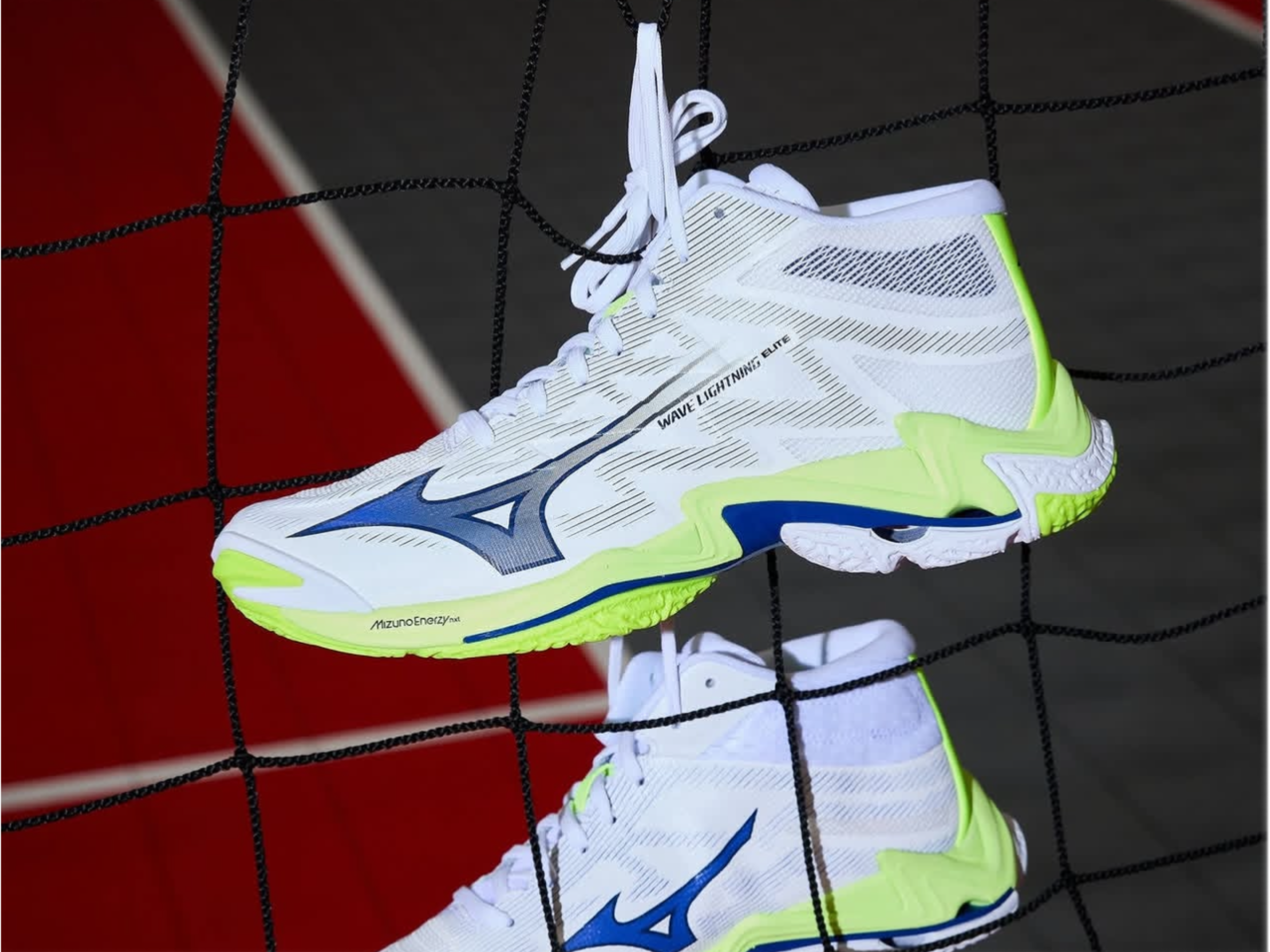 Кому пришла на замену модель Wave Lightning Elite